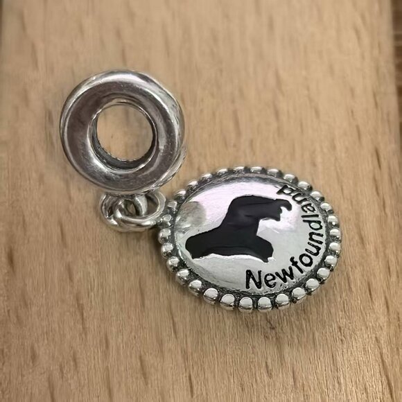 Pandora Newfoundland Dog Charm Pendant, S925 Silver Bracelets - Picture 3 of 4